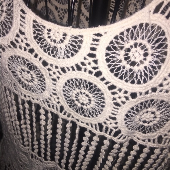 Lovely 153 size medium - Picture 2 of 5